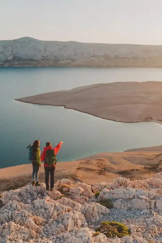Life on Mars Trail – trail route in Metajna on Pag island